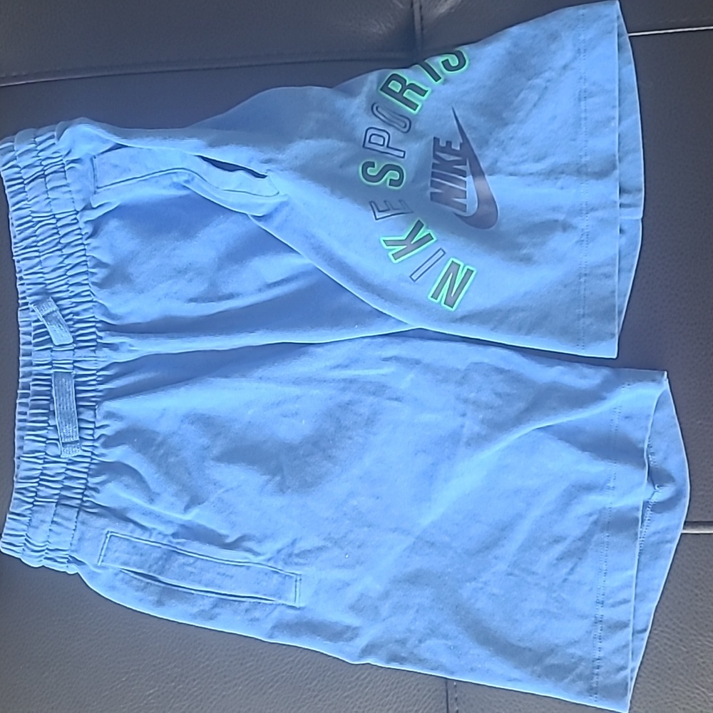 Nike sports boys shorts